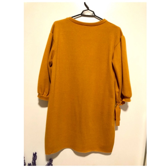 Really cute Mustard Mini Sweater Dress - Picture 2 of 5